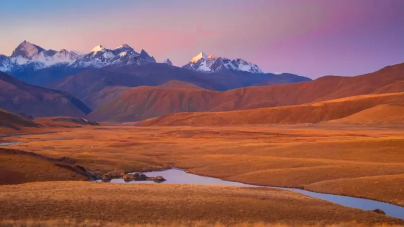 Figura solitaria ante la inmensidad andina